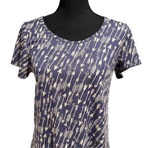 LulaRoe Classic Tee Short Sleeve Loose Fit Stretchy Soft High Round Neck M 10-12